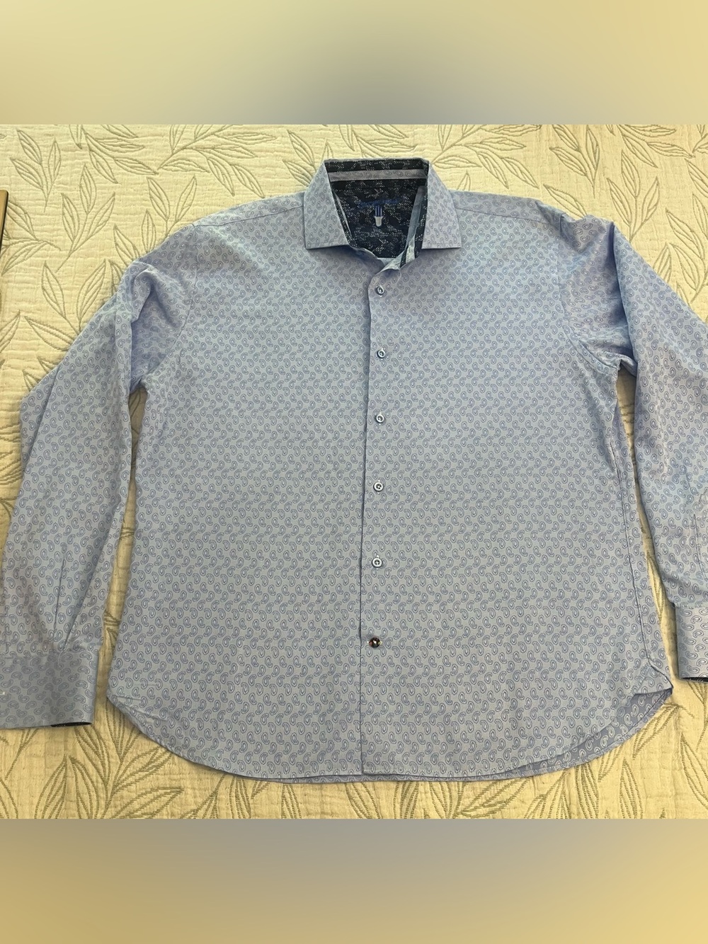 Luchiano Visconti Men’s Light Blue Paisley Button-Up Shirt (Size XL)